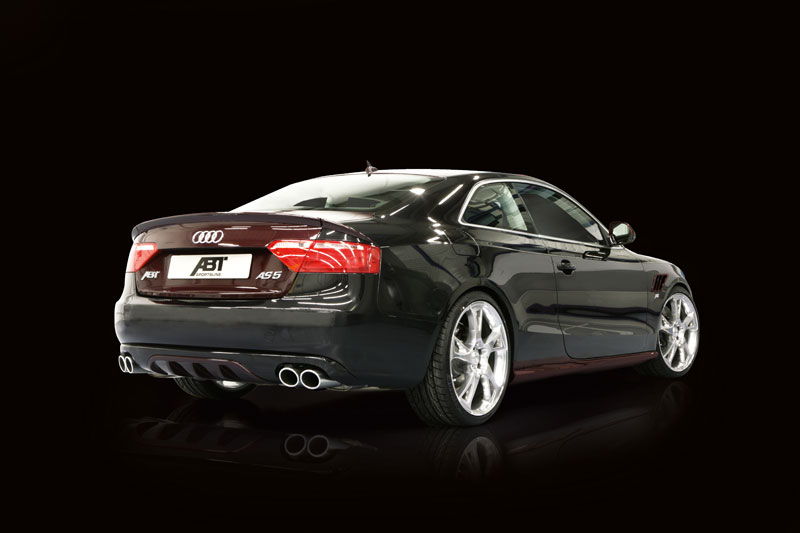 kuzlomil.bloger.cz_moje/treti/audi-a5-back.jpg kuzlomil.bloger.cz_moje/treti/audi-a5-back.jpg